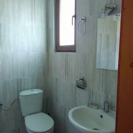 Pensionat Fenix 3*
